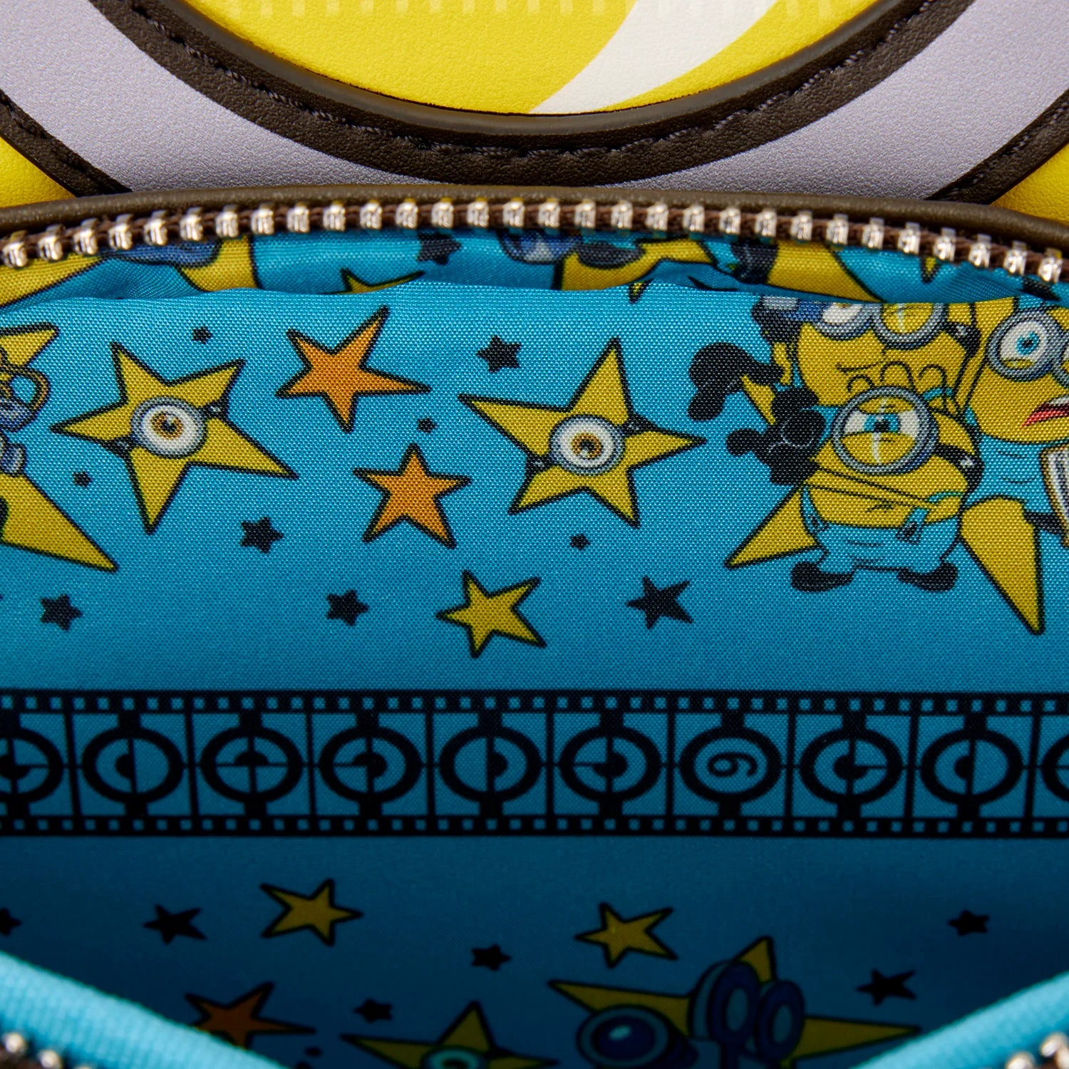Loungefly Minions & Monsters Cosplay Mini Backpack - intérieur